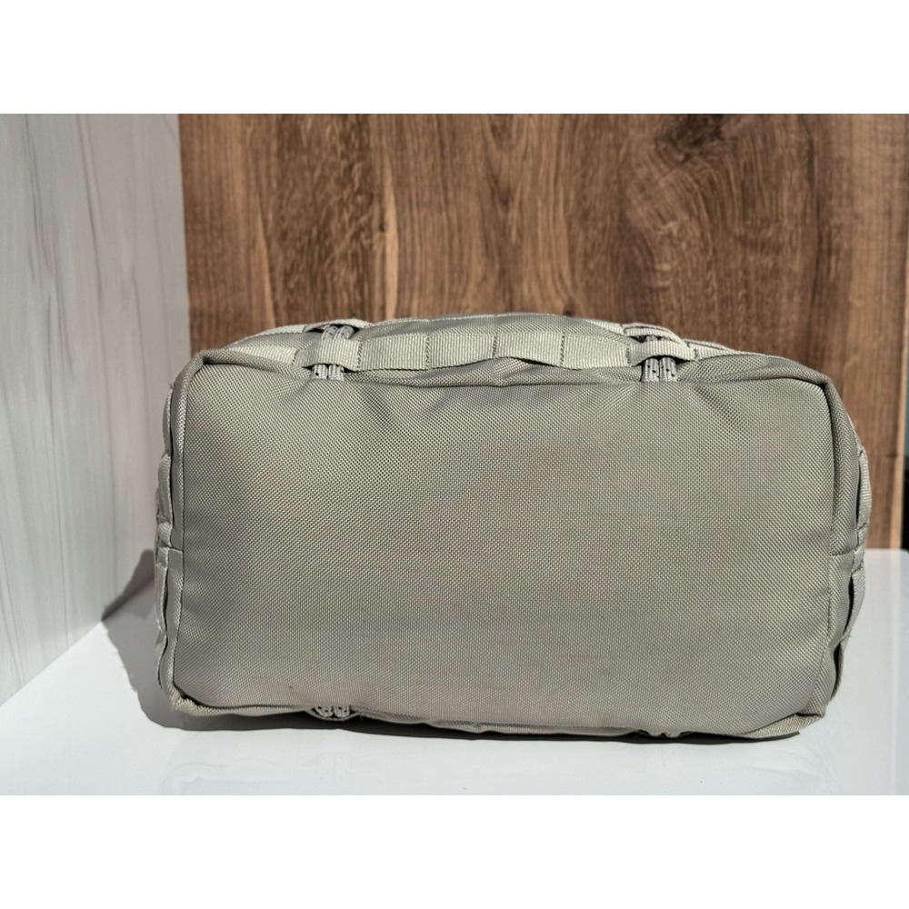 Nike AF-1 Tote Bag Clay Color Equipment Zip Gym Bag - Picture 10 of 11